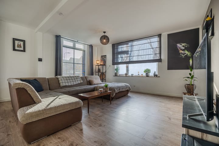 Photo 7 of Middenstraat 98