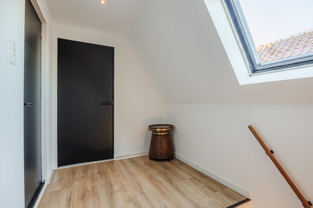 Photo 23 of Middenstraat 98