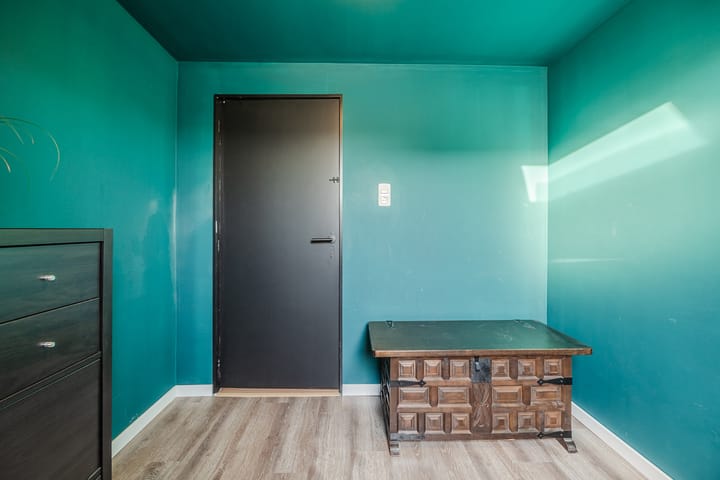 Photo 32 of Middenstraat 98