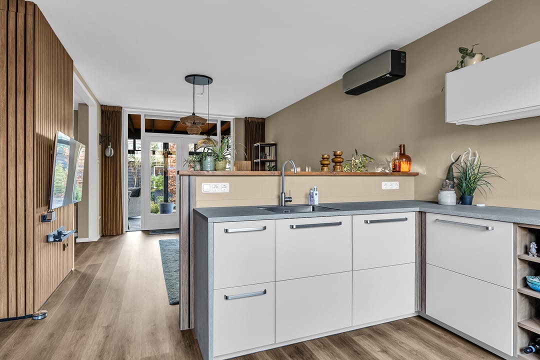 Photo 13 of Beneluxlaan 140