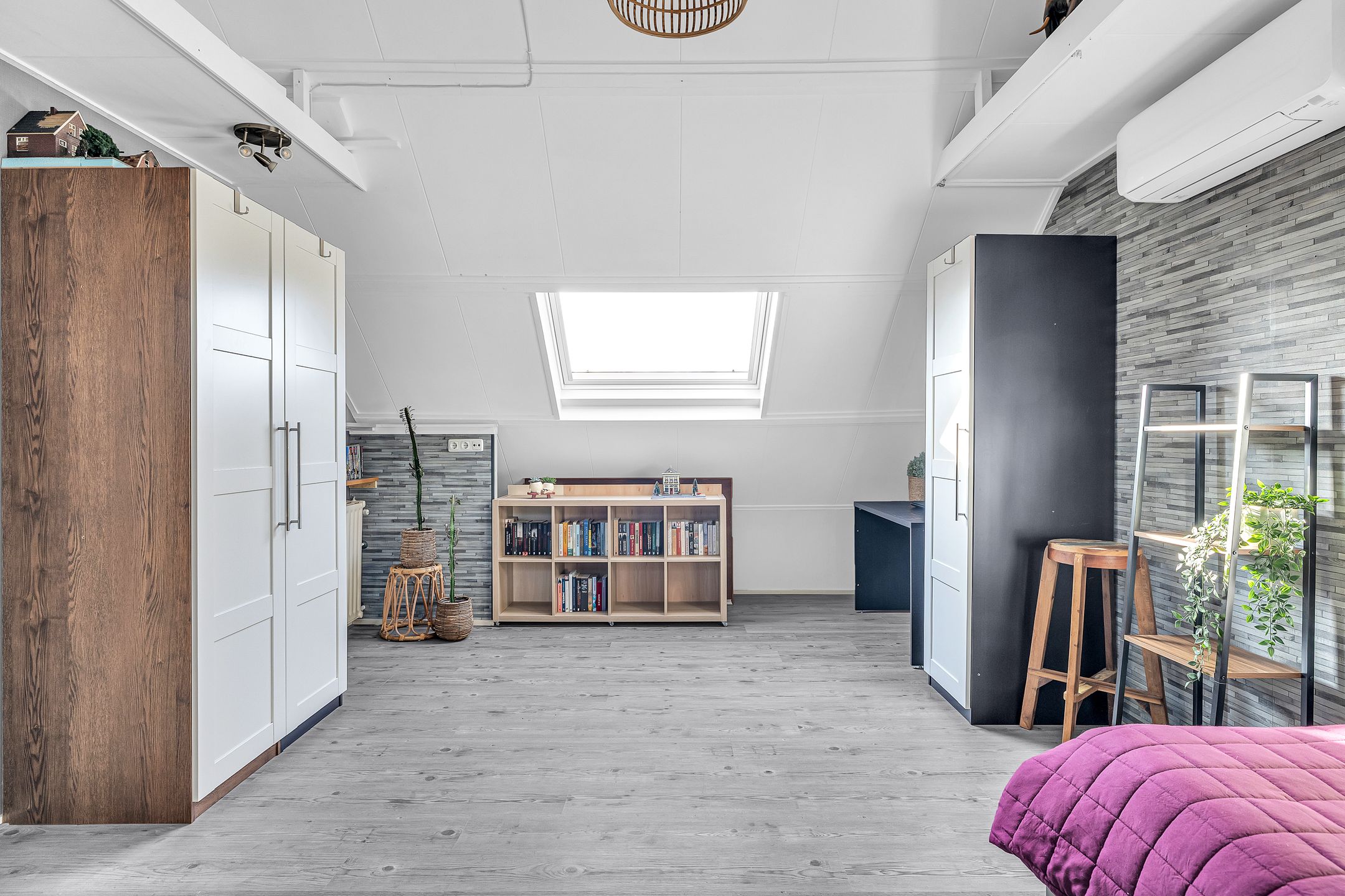 Photo 39 of Beneluxlaan 140