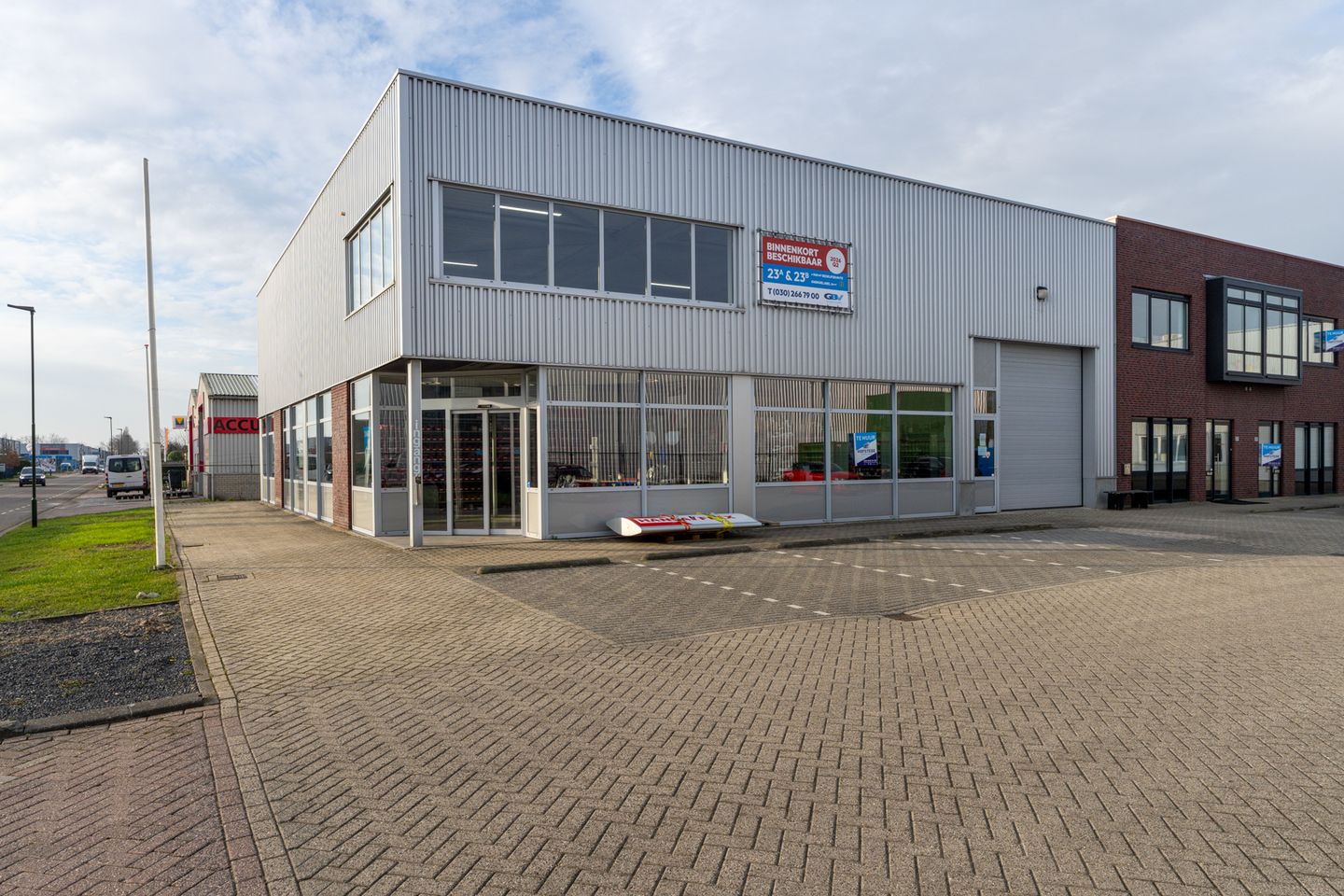 View photo 5 of Leeghwaterstraat 23-A