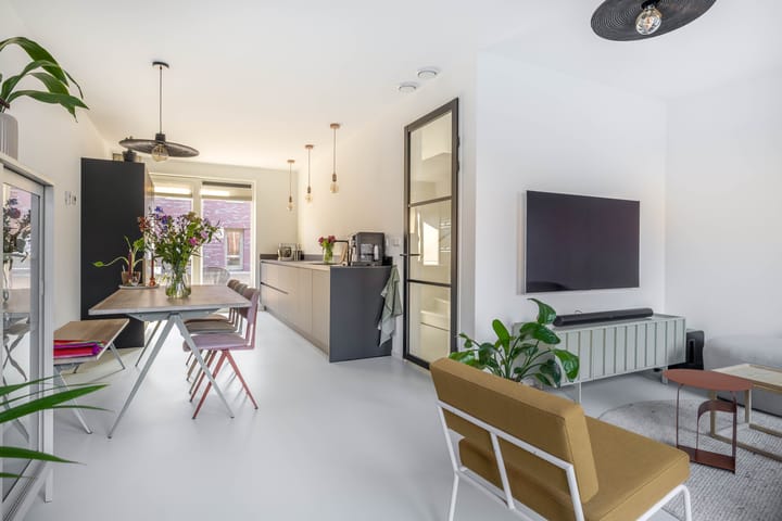 Foto 2 van Pijlkruid 19