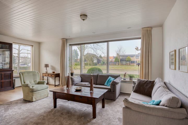 Foto 8 van Weidsteeg 35