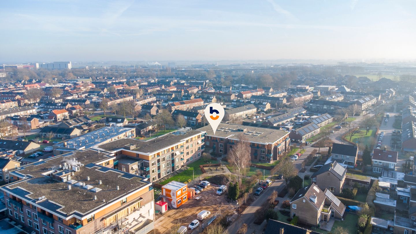 Foto 5 van Den Heuvel 47