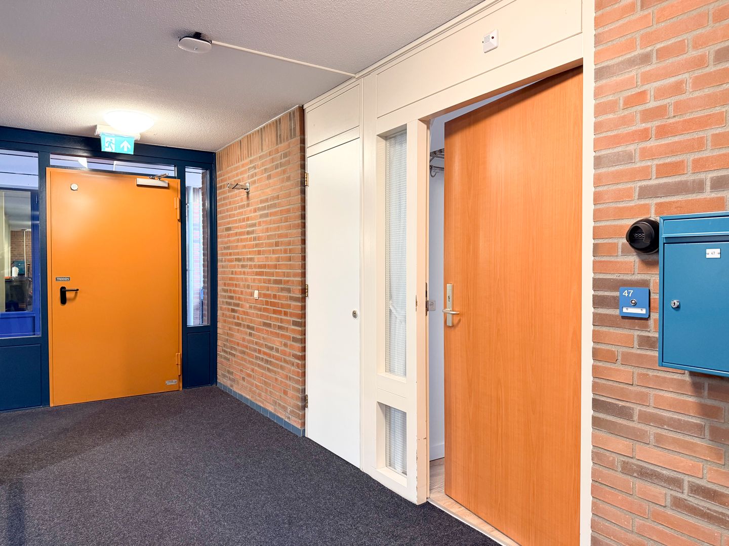 Foto 14 van Den Heuvel 47