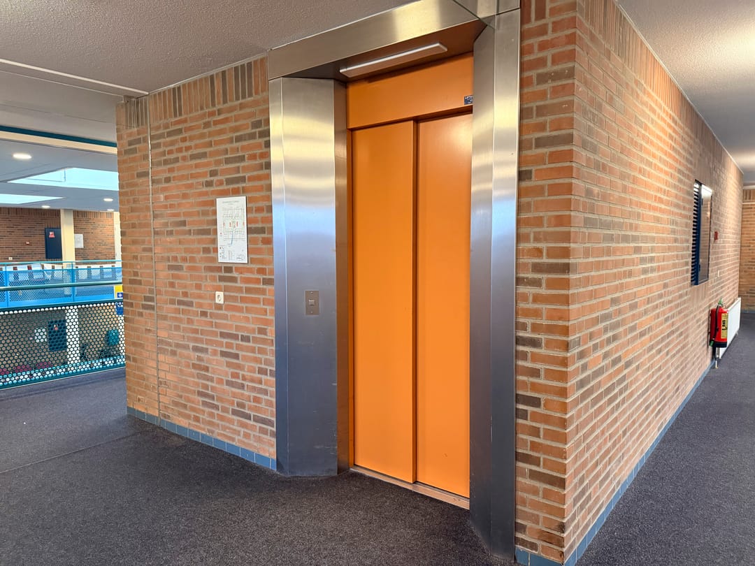 Foto 13 van Den Heuvel 47