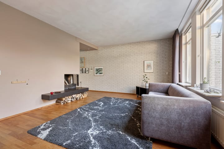 Photo 13 of Du Perronlaan 32