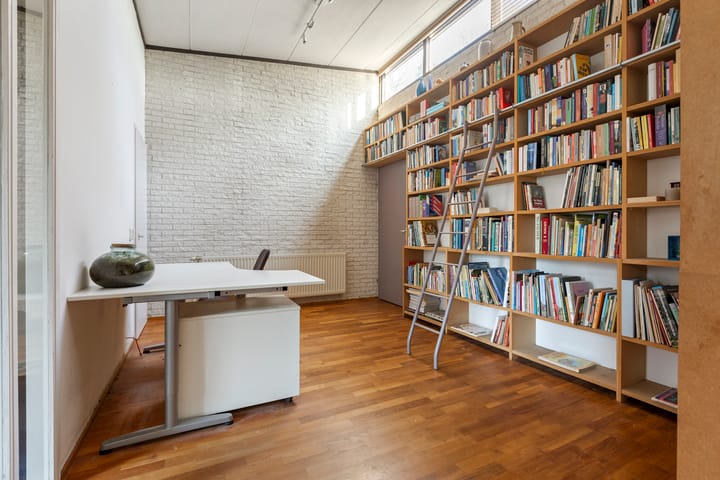 Photo 21 of Du Perronlaan 32