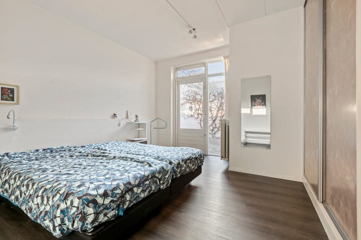 Photo 24 of Du Perronlaan 32