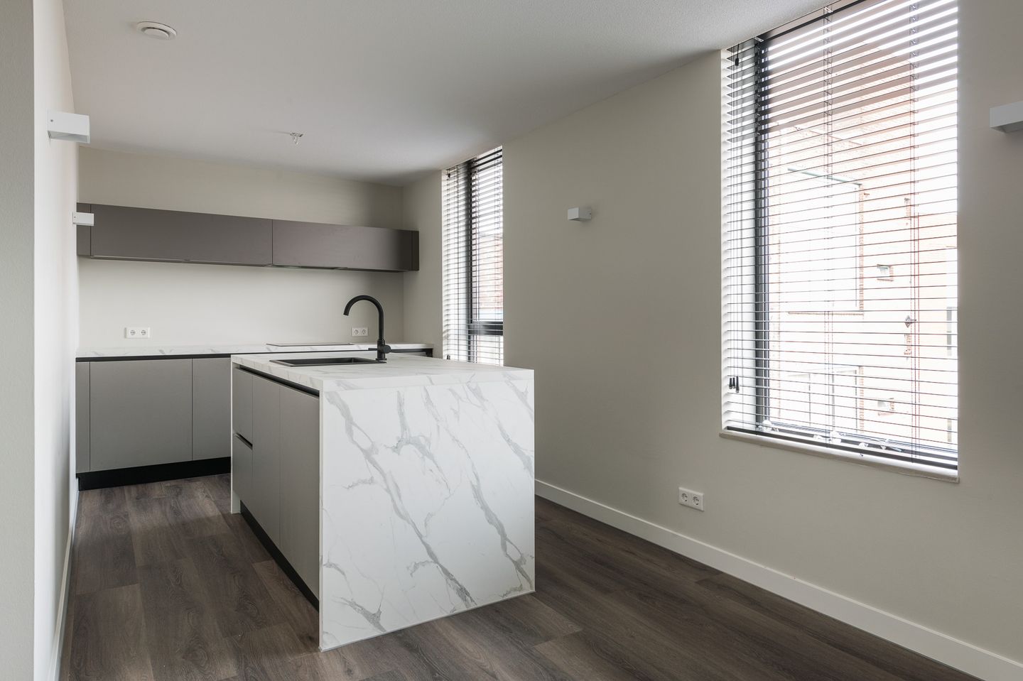 Foto 4 van Hertogstraat 1-013