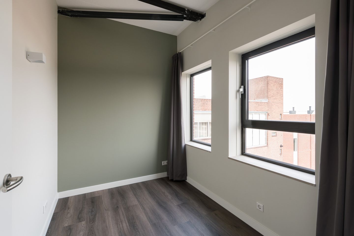 Foto 10 van Hertogstraat 1-013