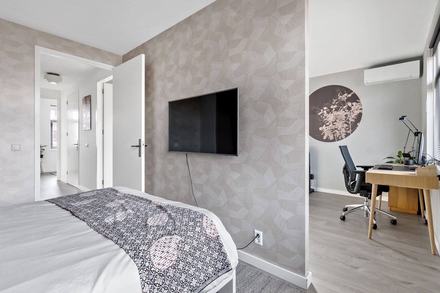 Foto 40 van John Steinbecklaan 9