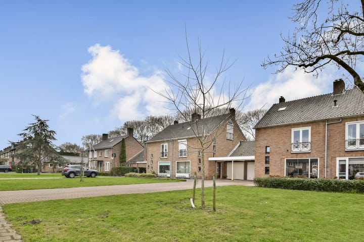 Foto 29 van Prinses Christinalaan 57