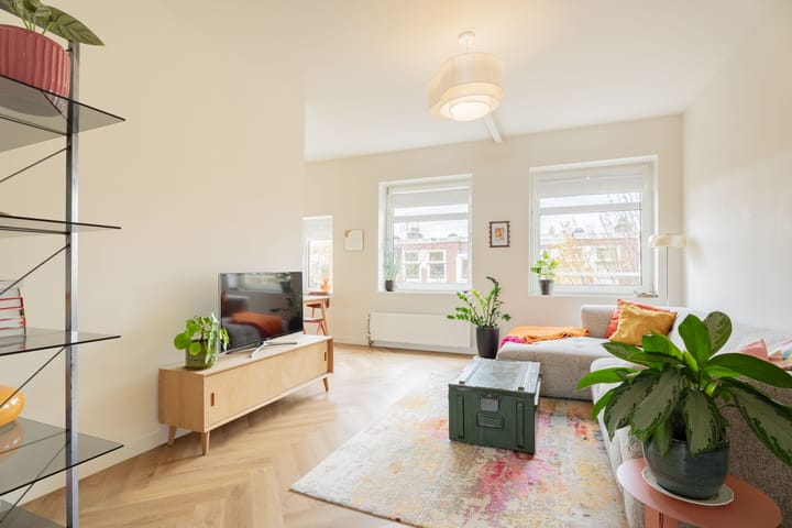 Photo 2 of Kromme-Mijdrechtstraat 45-3