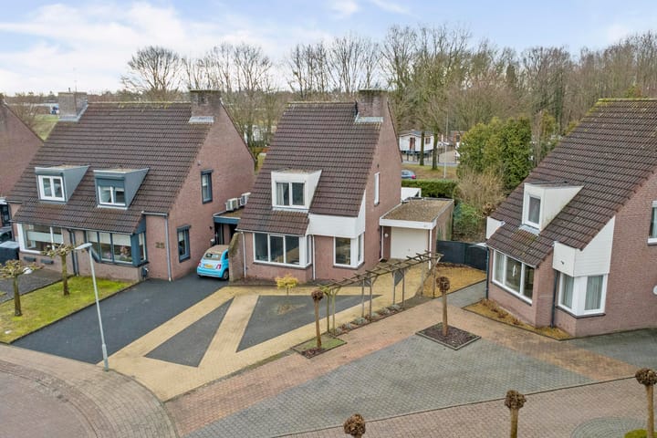 Foto 37 van F.L. Wrightstraat 27