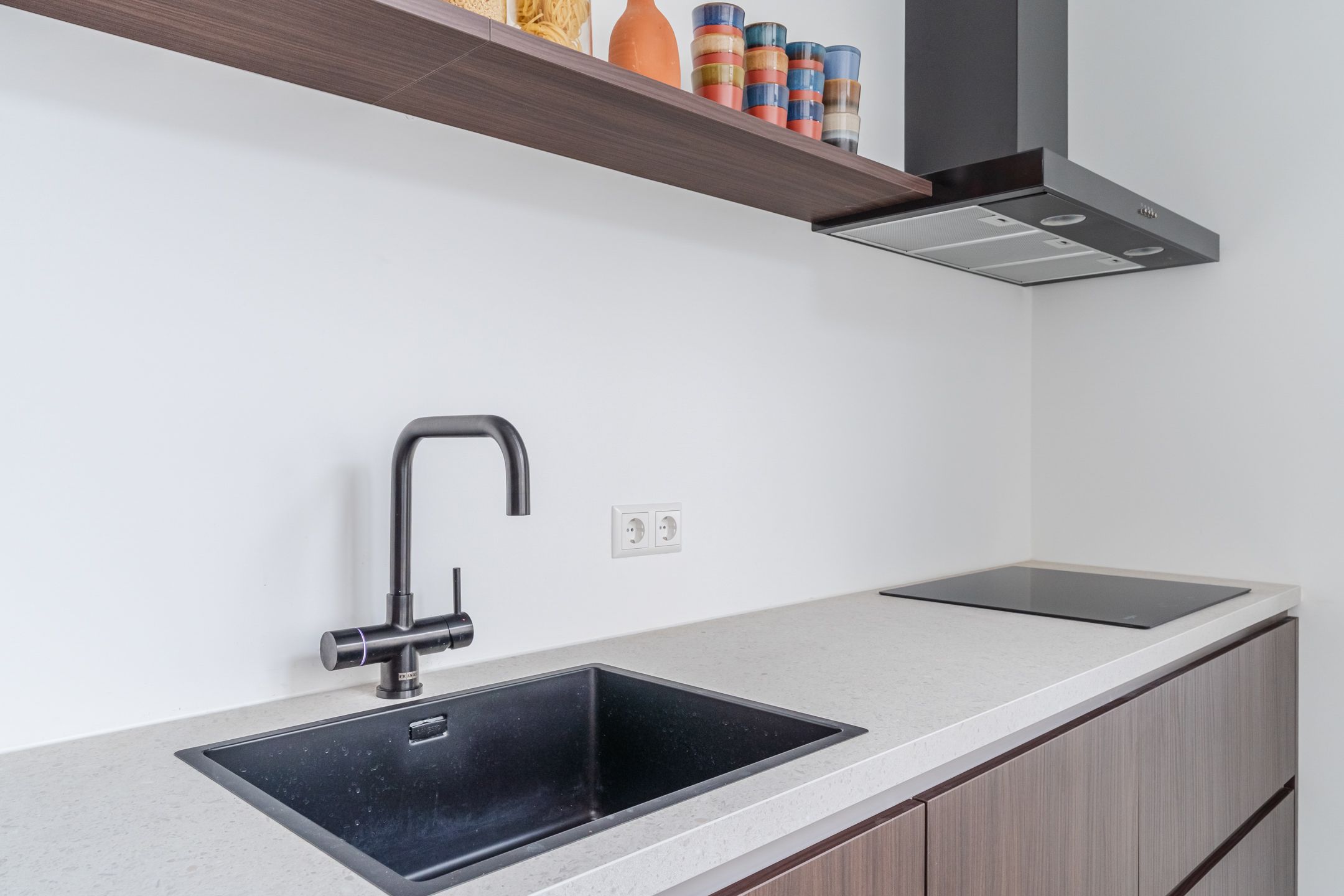 Foto 15 van Laarstraat 3