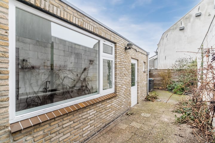 Foto 35 van Laarstraat 3