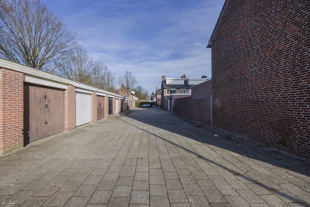 Photo 2 of Muzenlaan 30