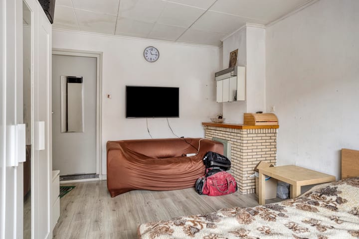 Photo 18 of Kalsdonksestraat 8-A