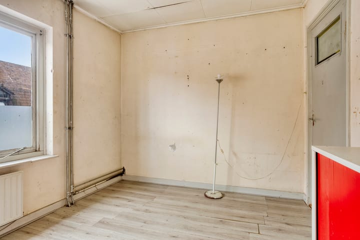 Photo 28 of Kalsdonksestraat 8-A