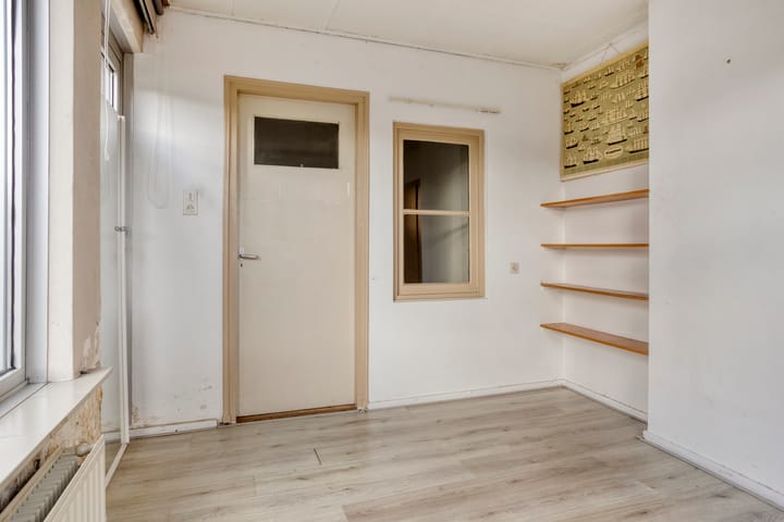 Photo 24 of Kalsdonksestraat 8-A