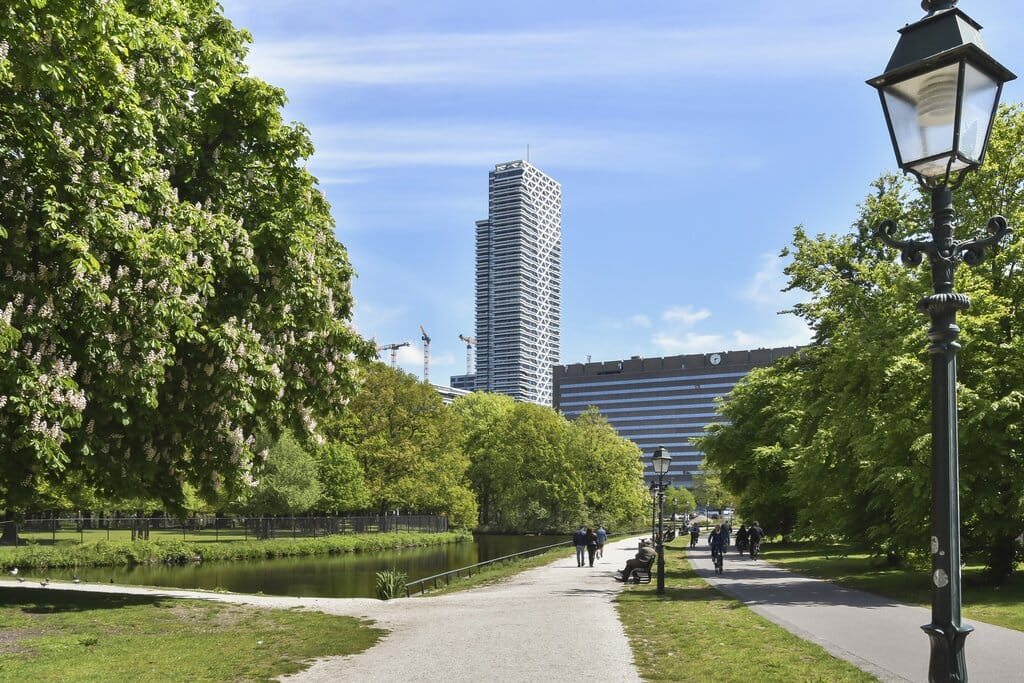 Foto 1 van Anna van Buerenplein 272