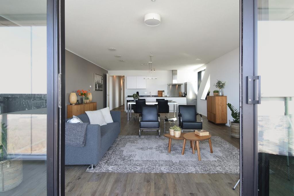 Foto 17 van Anna van Buerenplein 272