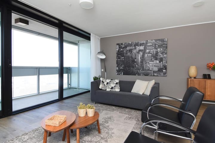 Foto 23 van Anna van Buerenplein 272