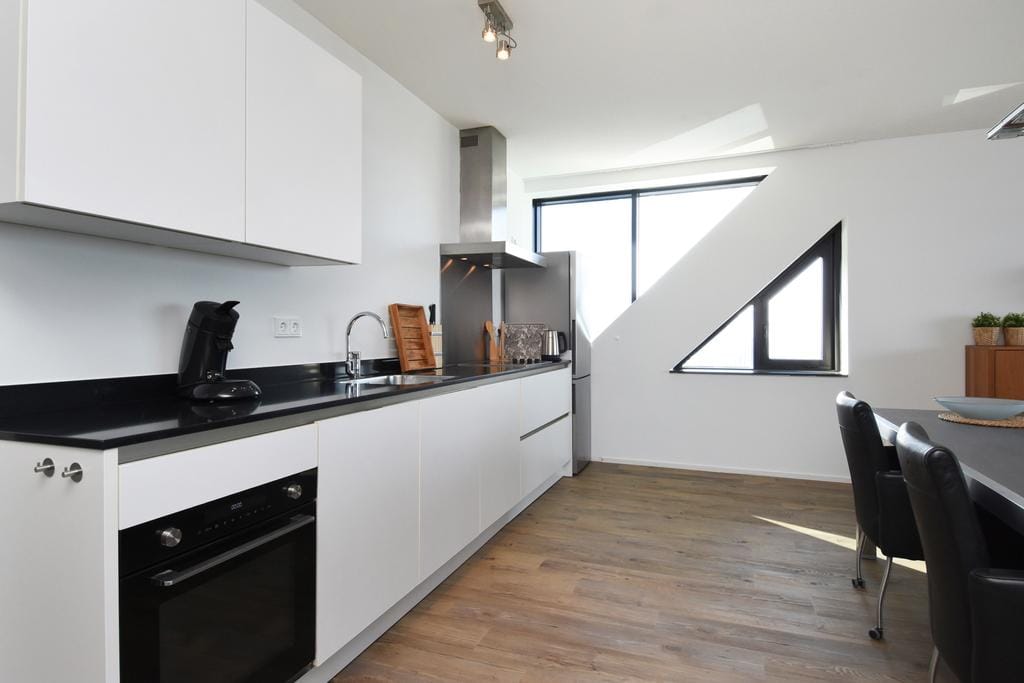 Foto 27 van Anna van Buerenplein 272