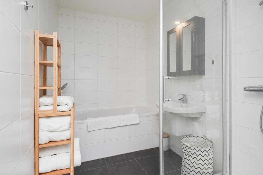 Foto 44 van Anna van Buerenplein 272