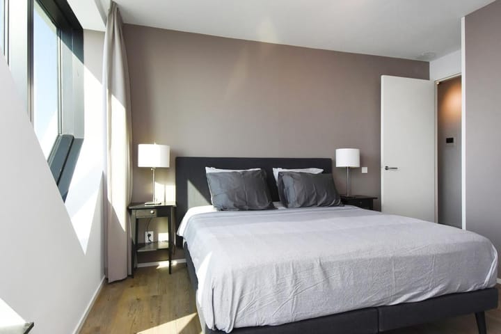 Foto 38 van Anna van Buerenplein 272