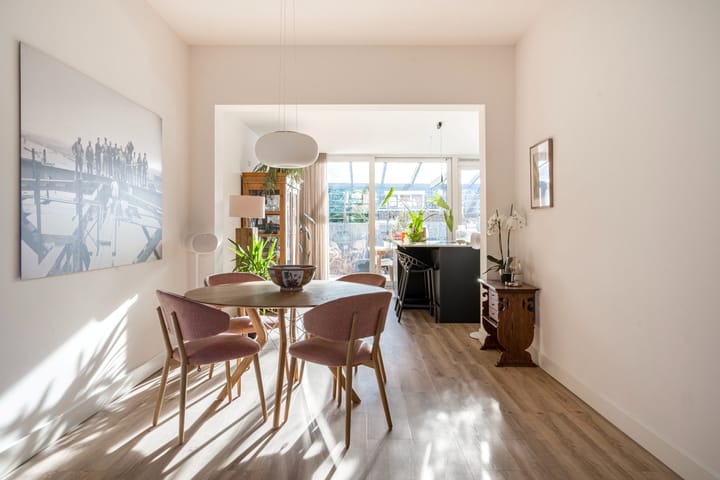 Photo 4 of Van 't Santstraat 28