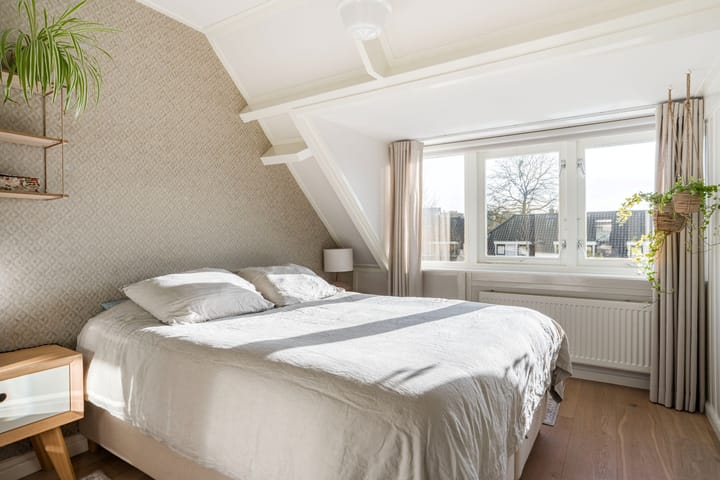 Photo 24 of Van 't Santstraat 28