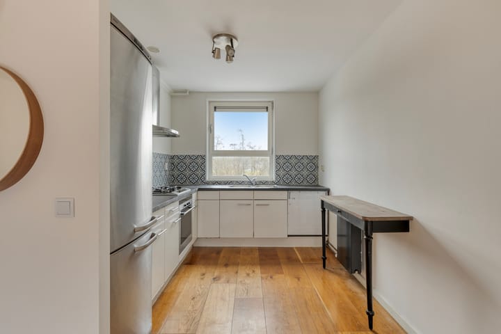 Foto 15 van Regenwulp 14