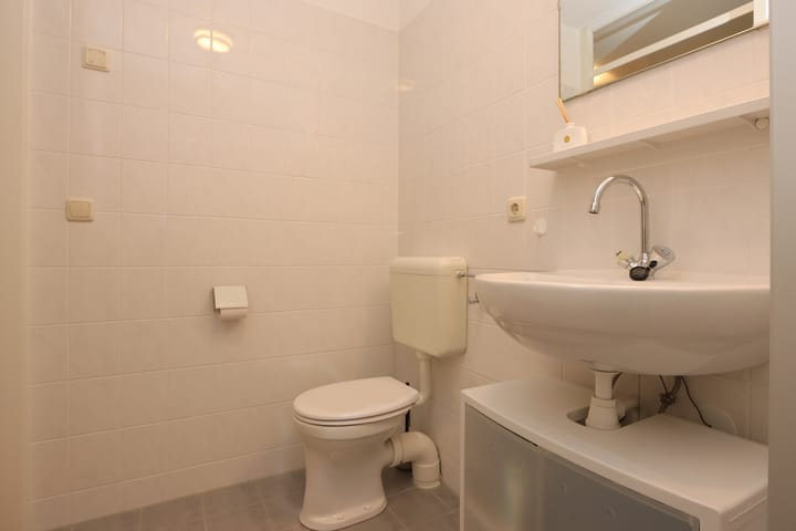 Foto 23 van Bremenstraat 54