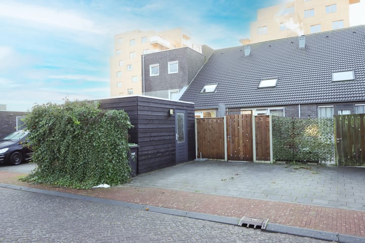 Foto 32 van Bremenstraat 54