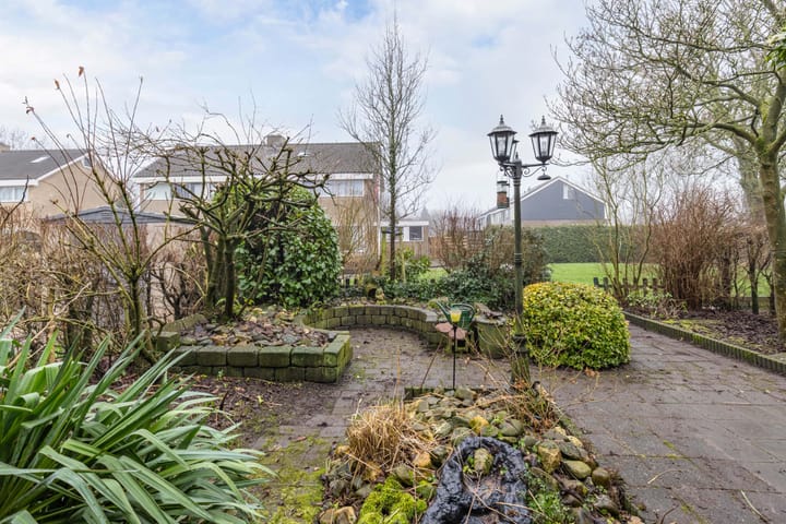 Foto 28 van Obe Postmaplein 14