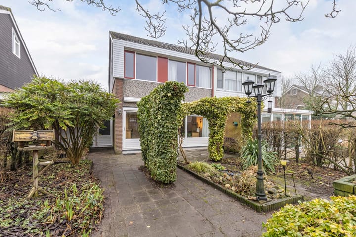 Foto 2 van Obe Postmaplein 14