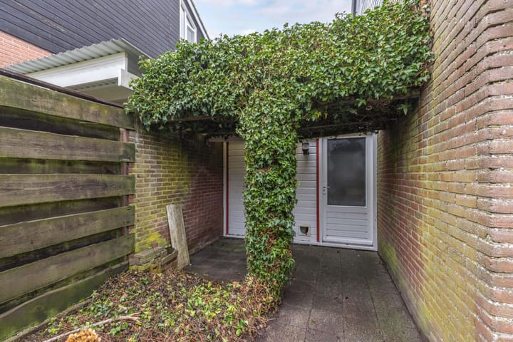 Foto 32 van Obe Postmaplein 14