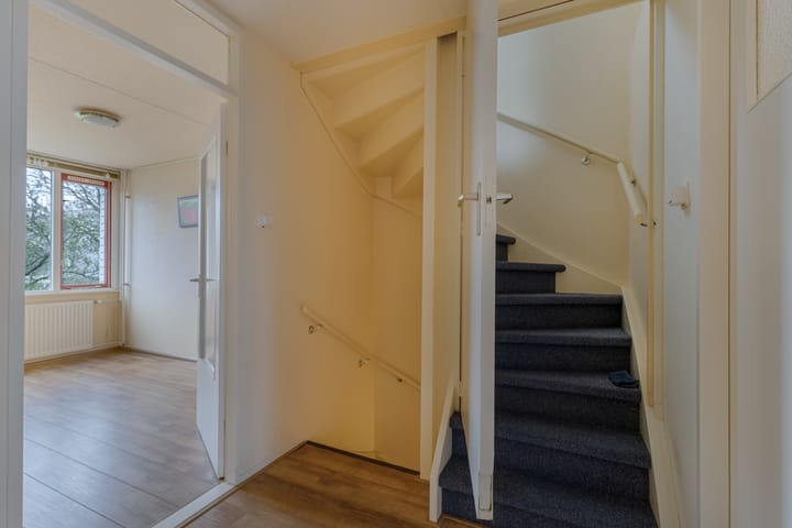 Foto 37 van Obe Postmaplein 14