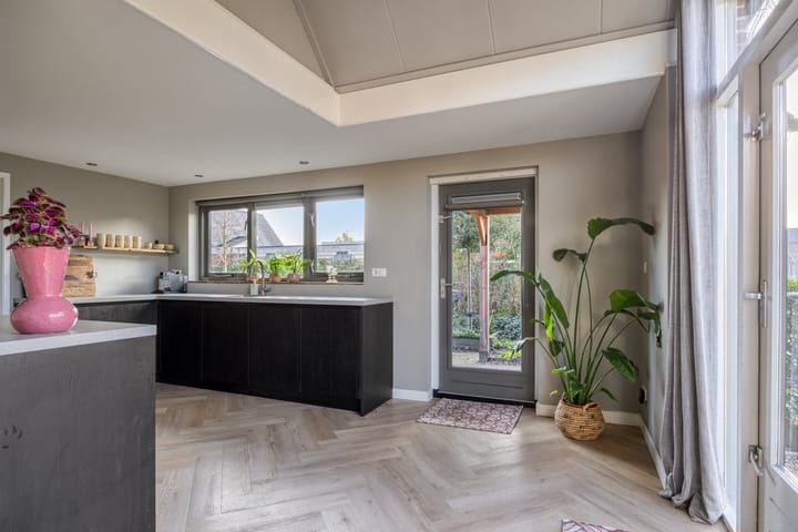 Foto 11 van Steenwijkerweg 67