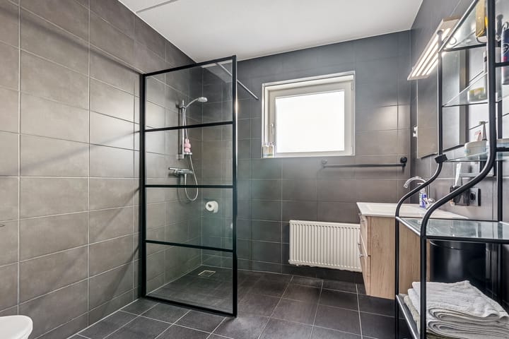 Photo 4 of Frits Zernikeplein 3