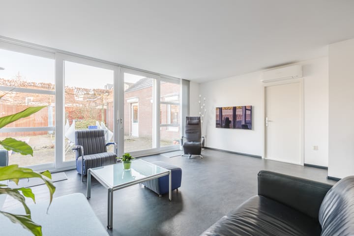 Foto 2 van Kerkweg 6