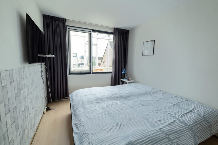 Photo 4 of Albert Schweitzerlaan 27