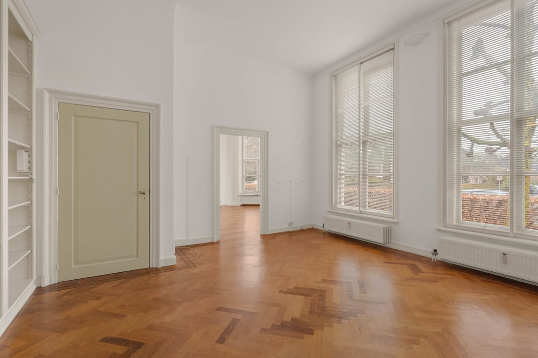 Photo 11 of Utrechtseweg 121-A