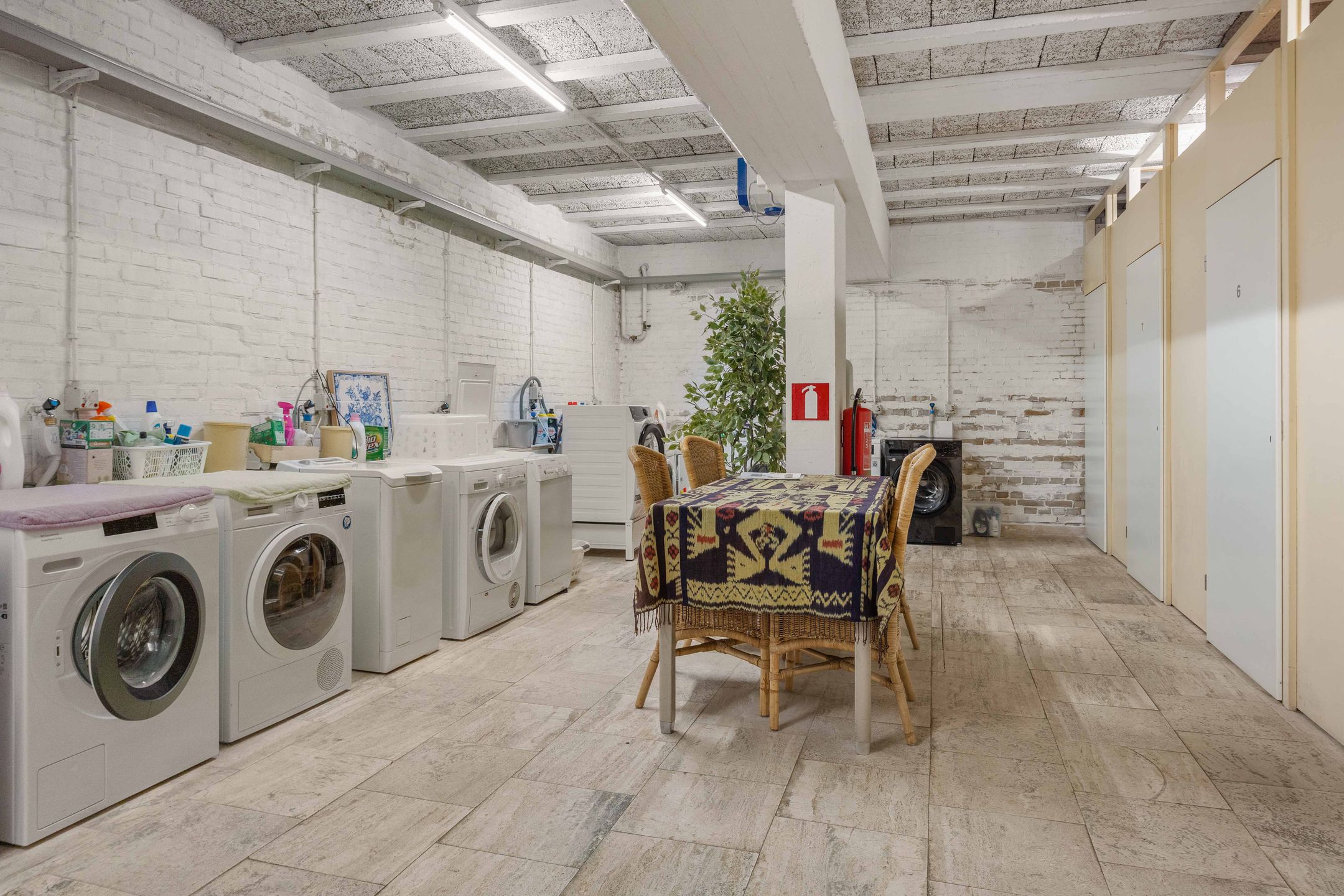 Photo 21 of Utrechtseweg 121-A