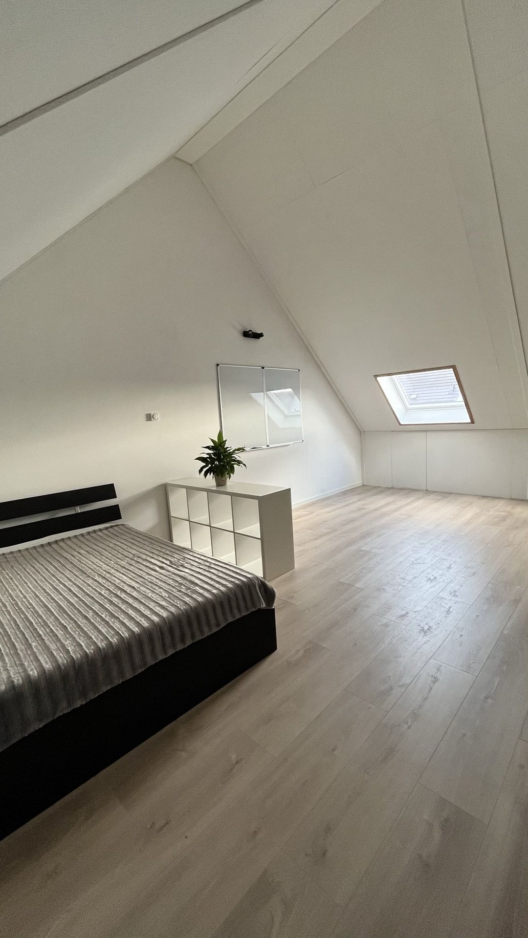 Foto 92 van De Laan van Westlands Roem 55