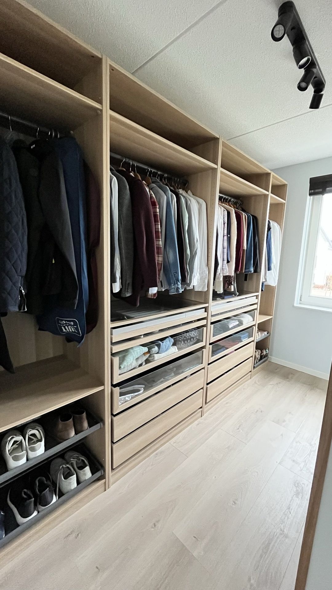 Foto 68 van De Laan van Westlands Roem 55