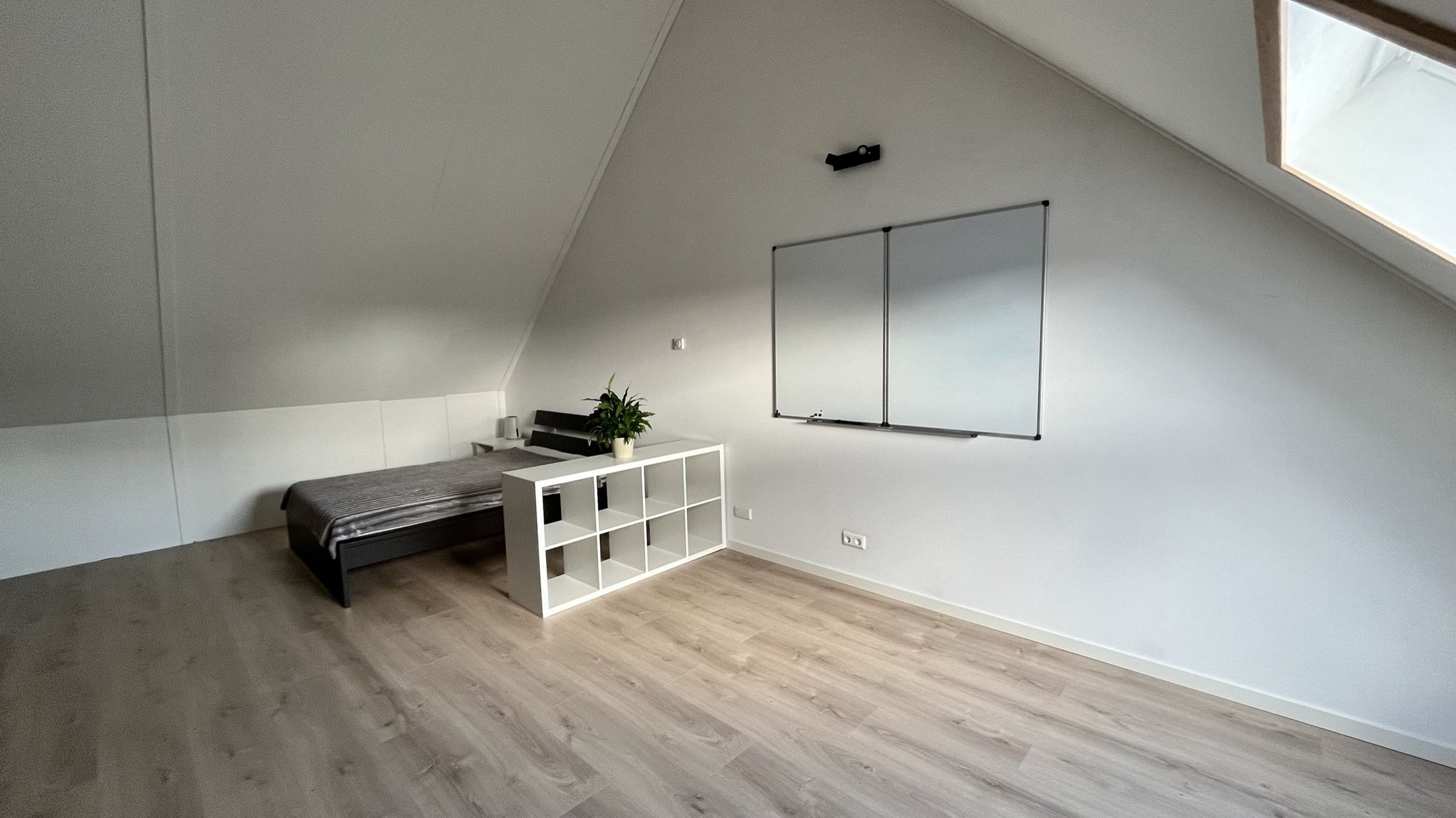 Foto 87 van De Laan van Westlands Roem 55